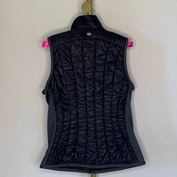 Athleta Vail Vest Black Grey Small Semi-Fitted PrimaLoft Eco Polyester travel - Picture 4 of 12